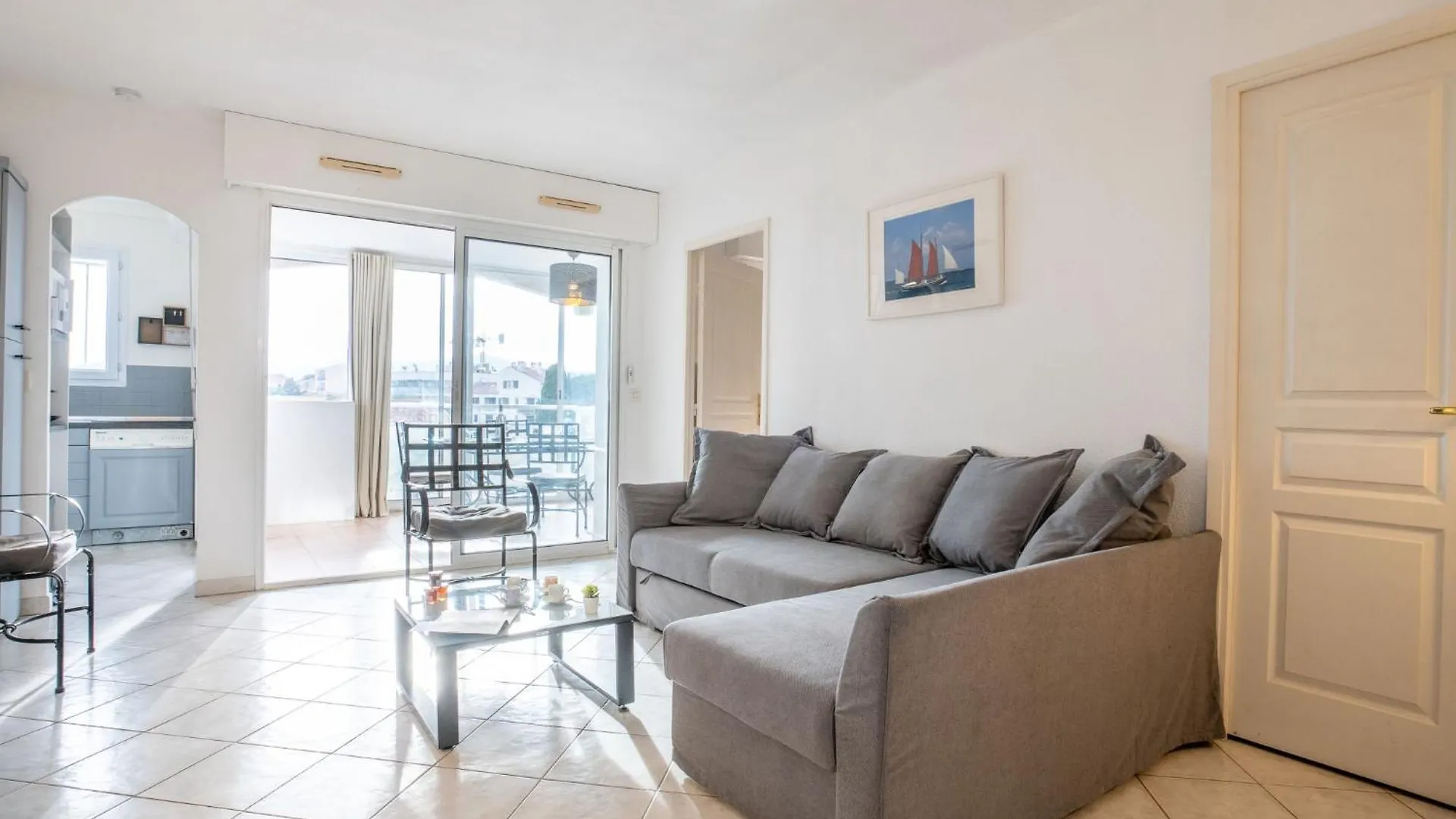 Apartment Les Calanques D'Azur By Interhome Saint Aygulf