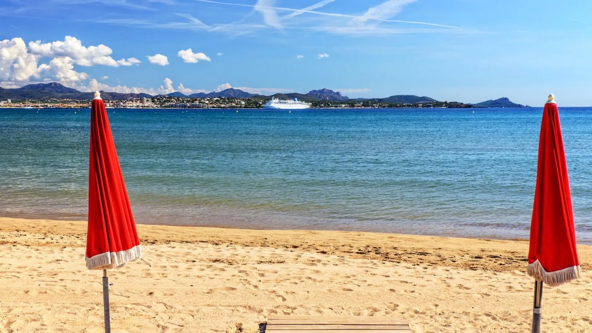 Apartment Les Calanques D'Azur By Interhome Saint Aygulf