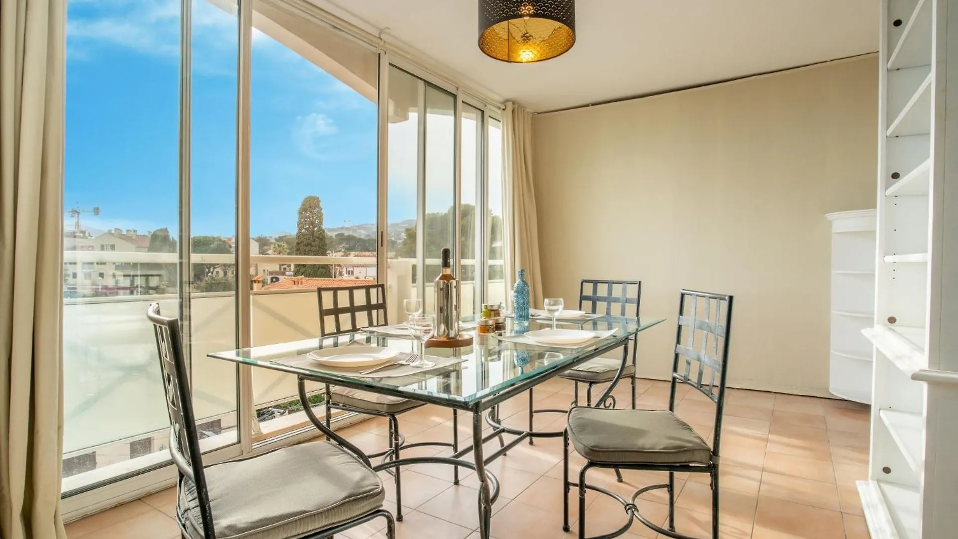 Apartment Les Calanques D'Azur By Interhome Saint Aygulf 0*,