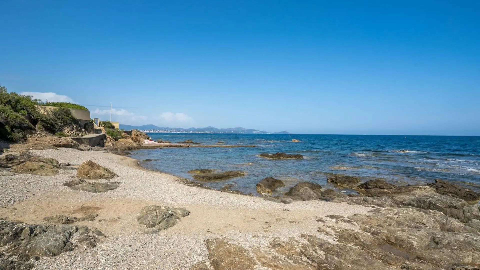 Apartment Les Calanques D'Azur By Interhome Saint Aygulf France